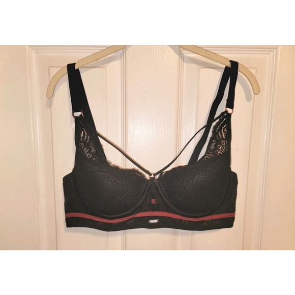 😍3/15$ Bra - Picture 1 of 2